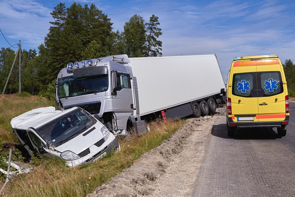 You are currently viewing Common Highway Accidents Involving Large Vehicles